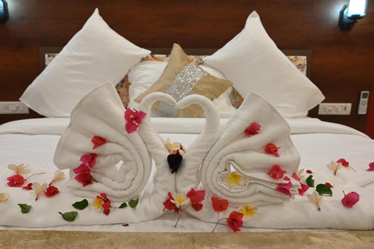 Hotel Bhairav Niwas Bikaner Exterior photo